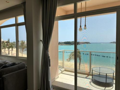 Durrat Al-Arous Wohnung | للعوائل فقط - Mageet chalet