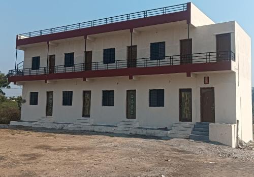Akalkot Haus | ब्रम्हांडनायक गेस्ट हाऊस