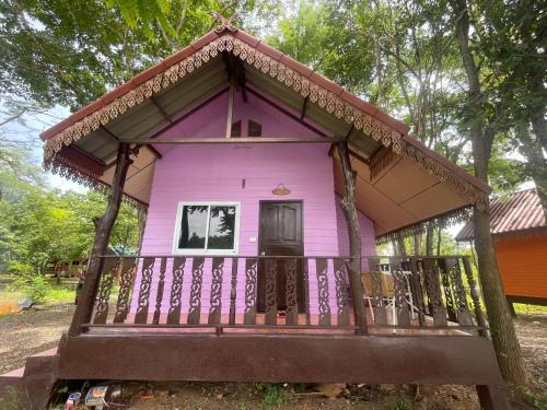 Samut Sakhon Kabine | กองทองรีสอร์ท
