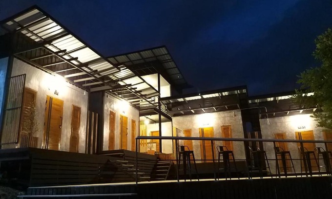 Khaem Son Haus | ดิน ดาว หนาว หมอก