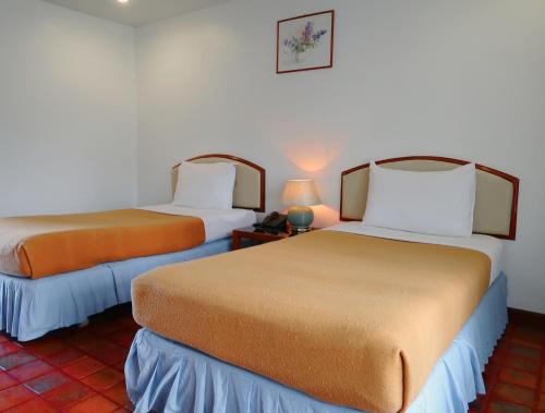 Ratchaburi Wohnung | ทริปเปิ้ล รีสอร์ท