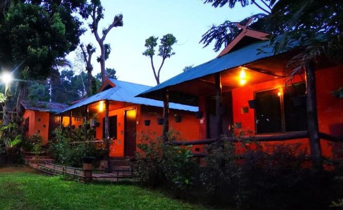 Mok Cham Pae Wohnung | บ้านดินโฮมสเตย์ ปางอุ๋ง