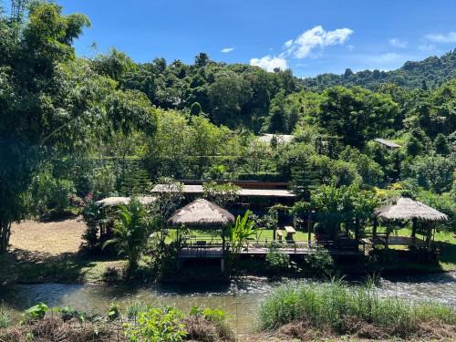 Tha Wang Pha Haus | บ้านน้ำแป่งโฮมสเตย์