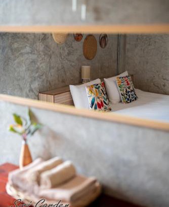 Chiang Muan Haus | บ้านสวนศิริ Siri Garden