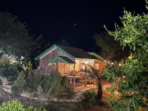 Suan Phueng Haus | บ้านสวนสาลี่ สวนผึ้ง ราชบุรี
