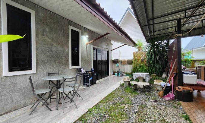 Chiang Khan Haus | บ้านสาธนี