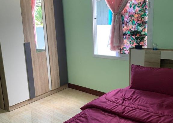 Sichon Haus | บ้านเพชรอาวุธโฮมสเตย์