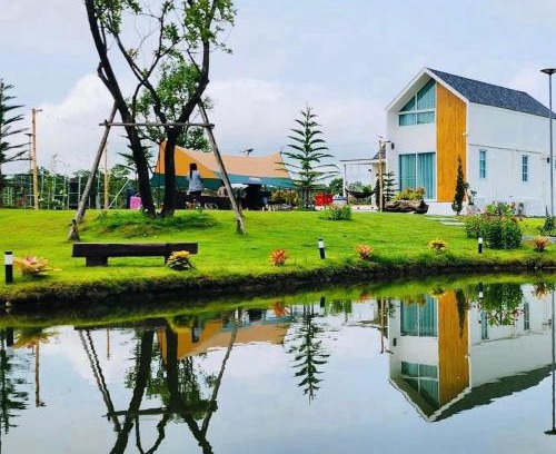 Wang Nam Khiao Haus | บ้านไร่ฟ้าสวย Family House