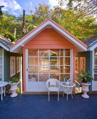 Doi Saket Haus | ปางสูงเฮาส์ pink house