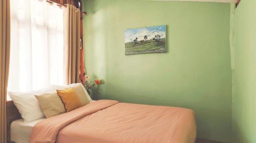 Nam Pat Haus | พายิ้มฟาร์ม