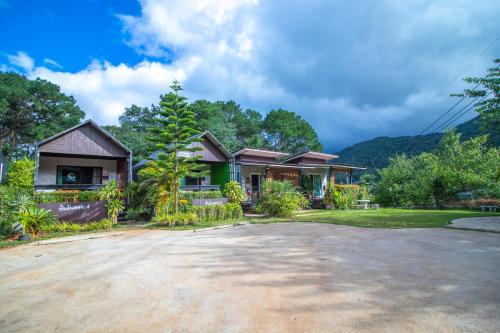 Chom Thong Kabine | ฟินอินดอย