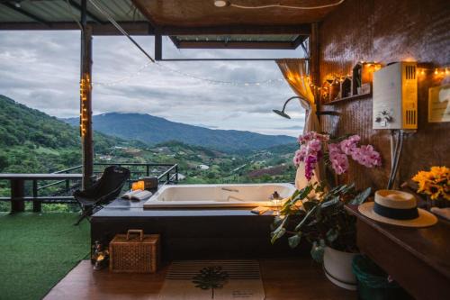 Mae Rim Haus | ม่อนลมหนาว โฮมเสตย์ MonLomNao Homestay
