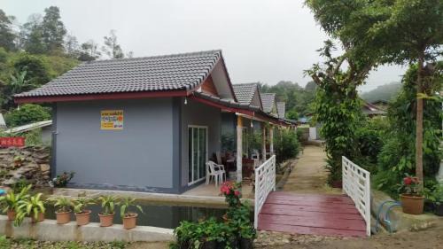 Mok Cham Pae Haus | ลาภะ เกสท์เฮาส์ บ้านรักไทย