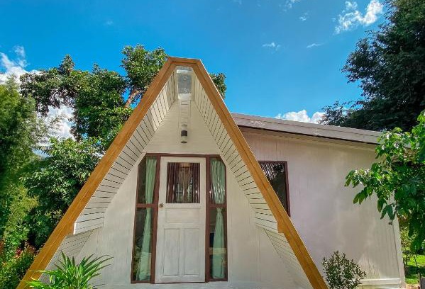 Omkoi Haus | วันเวลา โฮมสเตย์แอนท์แคมป์ปิ้ง