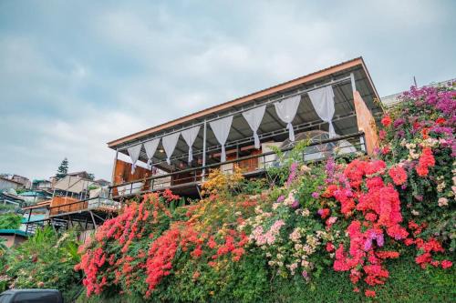 Mae Rim Haus | หยดฝน โฮมสเตย์