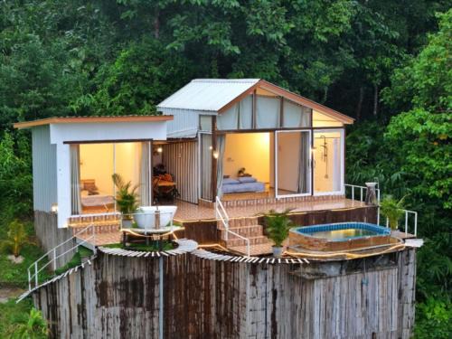 Mae Taeng Haus | หุบเขาโฮมสเตย์