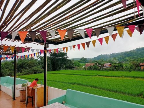 Mae Rim Haus | อยู่ดินกินดีฟาร์มสเตย์