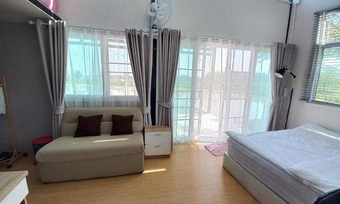 Mae Kon Haus | ฮักฮิมน้ำsweet