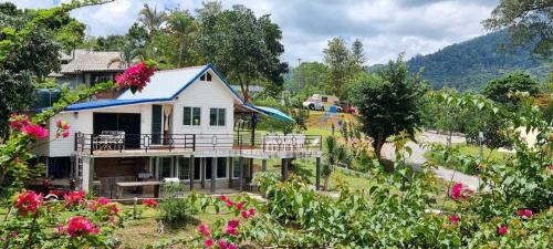 Khao Kho Haus | เขาเจ้าขา2(บ้านริมสระ)