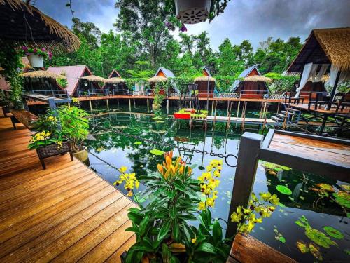 Nakhon Si Thammarat Hotel | เรินนายหัว by KOYAD RESORT