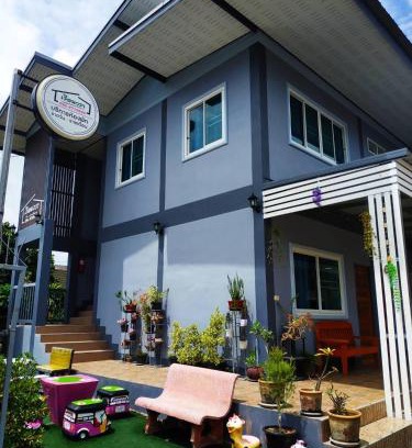 Nan Haus | เรือนวรา - Wara Guesthouse