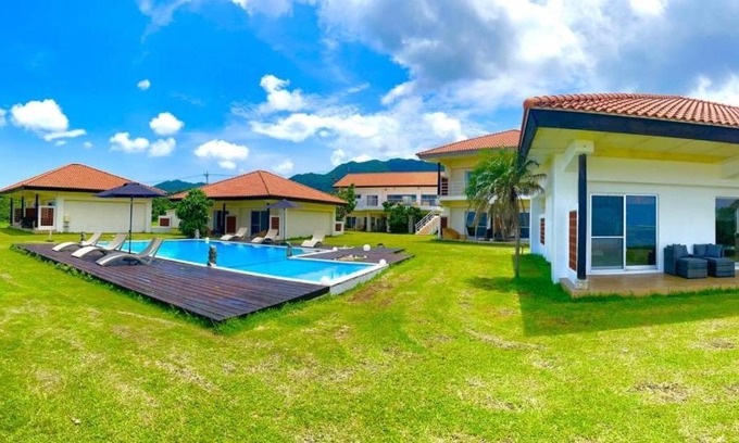Iriomote-jima Taketomi-cho Resort | エコヴィレッジ西表 Eco Village Iriomote