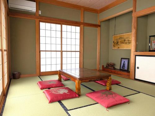 Nagawa Haus | ゲストハウス日知館