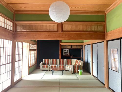 Mashiko Haus | サウナ&ステイ吉日荘-益子町のサウナ付の貸切古民家 BBQ 高速Wi-fi