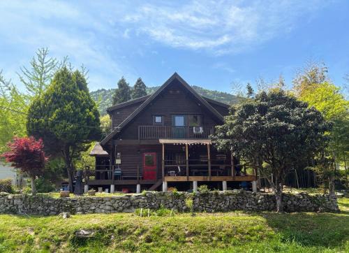 Kato Villa | ログハウスSprout