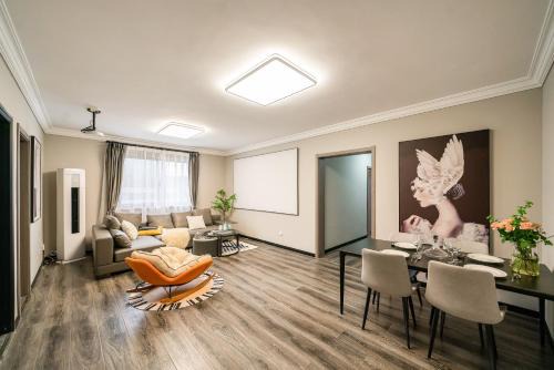 Downtown Shanghai Wohnung | 上海柠檬汁民宿 Shanghai lemon juic B&B-Shanghai Lemon Deluxe Room 外滩南京西路步行街