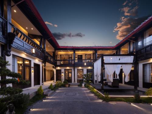 Dayan Old Town Haus | 丽江云慕晚民宿