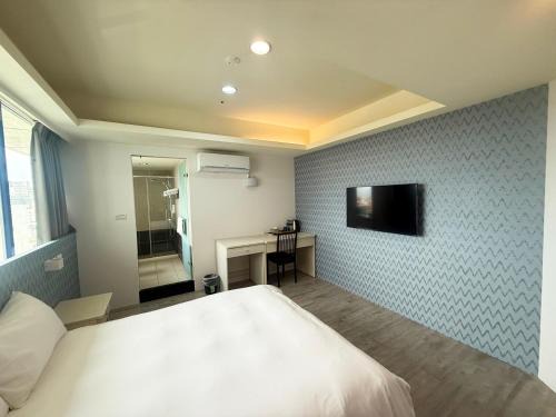 West District Hotel | 勤天行旅-嘉義站前