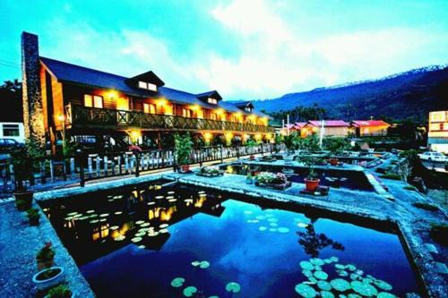 Gukeng Skihütte | 大湖底木屋民宿