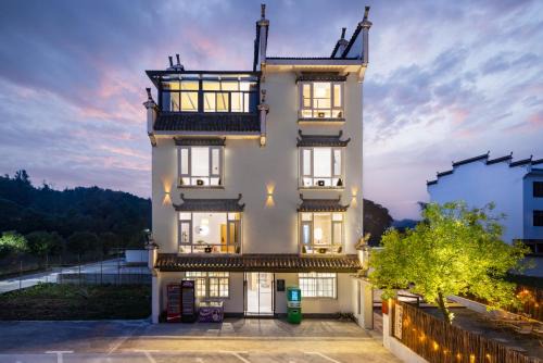 Wuyuan Haus | 婺源县那湾那月民宿婺女洲店