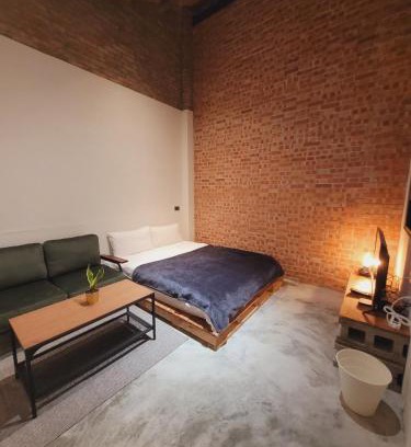 Toufen Wohnung | 寄居蟹月租房型詢問日期