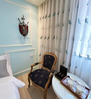 West Central District Haus | 巴洛克文旅 #海安藝術街#國華街小吃住宿#花園夜市民宿推薦