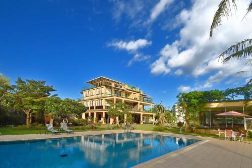 Yuanshan Haus | 德隆行館