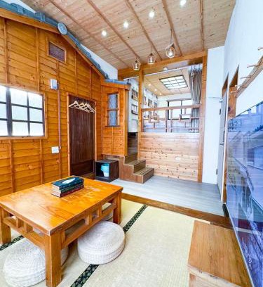 Tainan City Centre Haus | 慢步南國 雙包棟民宿 Slow Tainan Entire Home