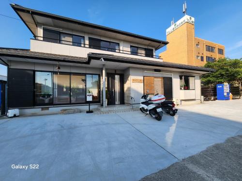 Tanabe Haus | 旅の宿さくら庵