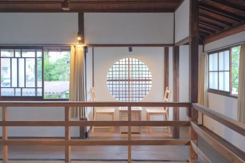 Nagano Haus | 昭和レトロが息づく狐白庵