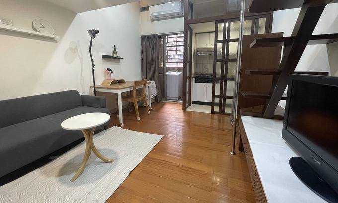 Xinyi Wohnung | 暮光公寓 x 健身教練｜台北 101 ｜Pool｜夜市 ｜cafe｜MRT捷運站｜Gym