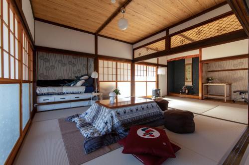 Hanamaki Wohnung | 期間限定連泊割-新幹線徒歩15分-空港車8分-田んぼに囲まれて暮らす自然に寄り添う静かな一棟貸切宿