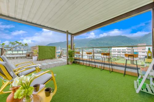 Jiaoxi Haus | 木Box田妍山色