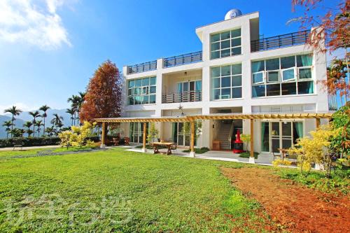 Rueili Village Kabine | 朵麗絲森林