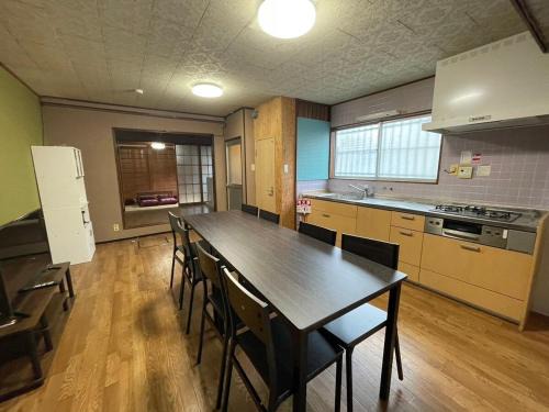 Kuwana Wohnung | 桑名のお宿三崎通 桑名駅徒歩圏内一軒家