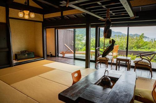 Toi Hotel | 森の入り江の離れ宿 無雙庵枇杷