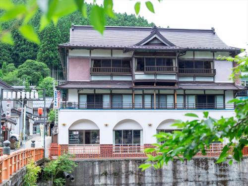 Tenkawa Hotel | 洞川温泉湯宿丸文