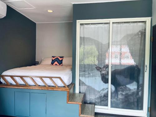 Big Beach Bed & Breakfast | 海中天旅店 Sea Of The World B&B