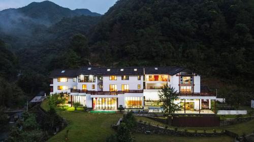 Chun'an Haus | 淳安千岛湖乡庐怡陌民宿