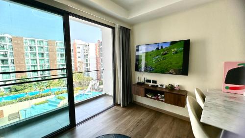 Chiang Mai Wohnung | 清迈一号公寓泳池环绕